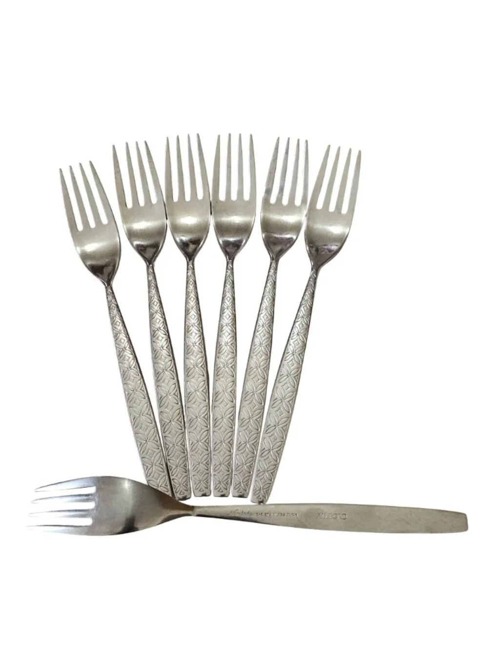 Noritake allegro flatware